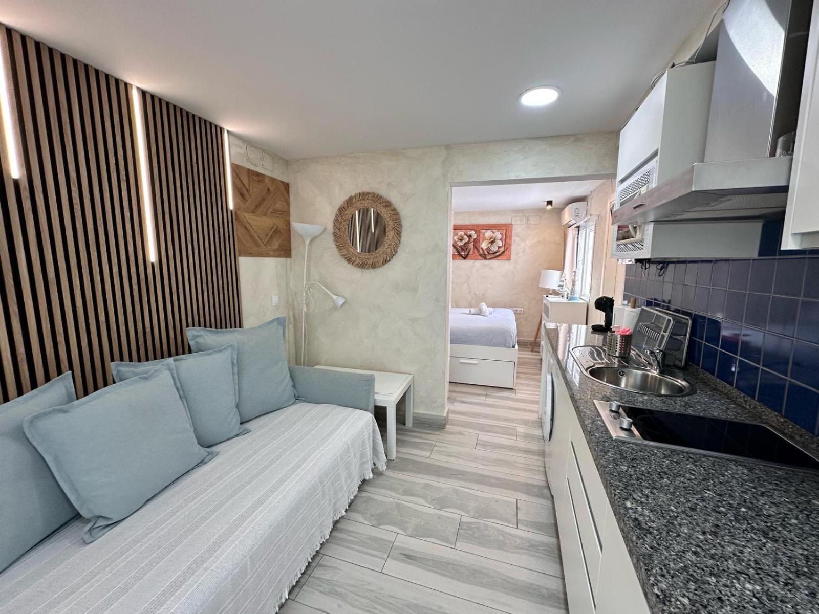 Playa Carihuela Apartamentos El Carmen Torremolinos Extérieur photo